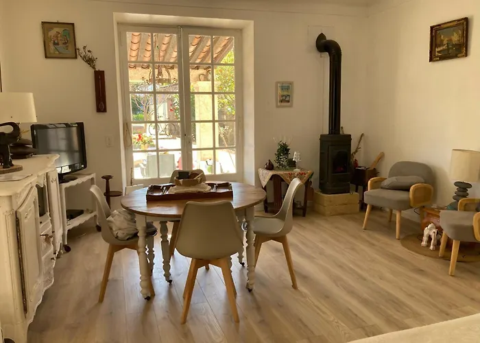 La Maison De Suzy Apartmán *